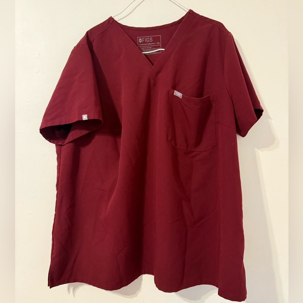 Figs Women’s Maroon/Red Scrub Set